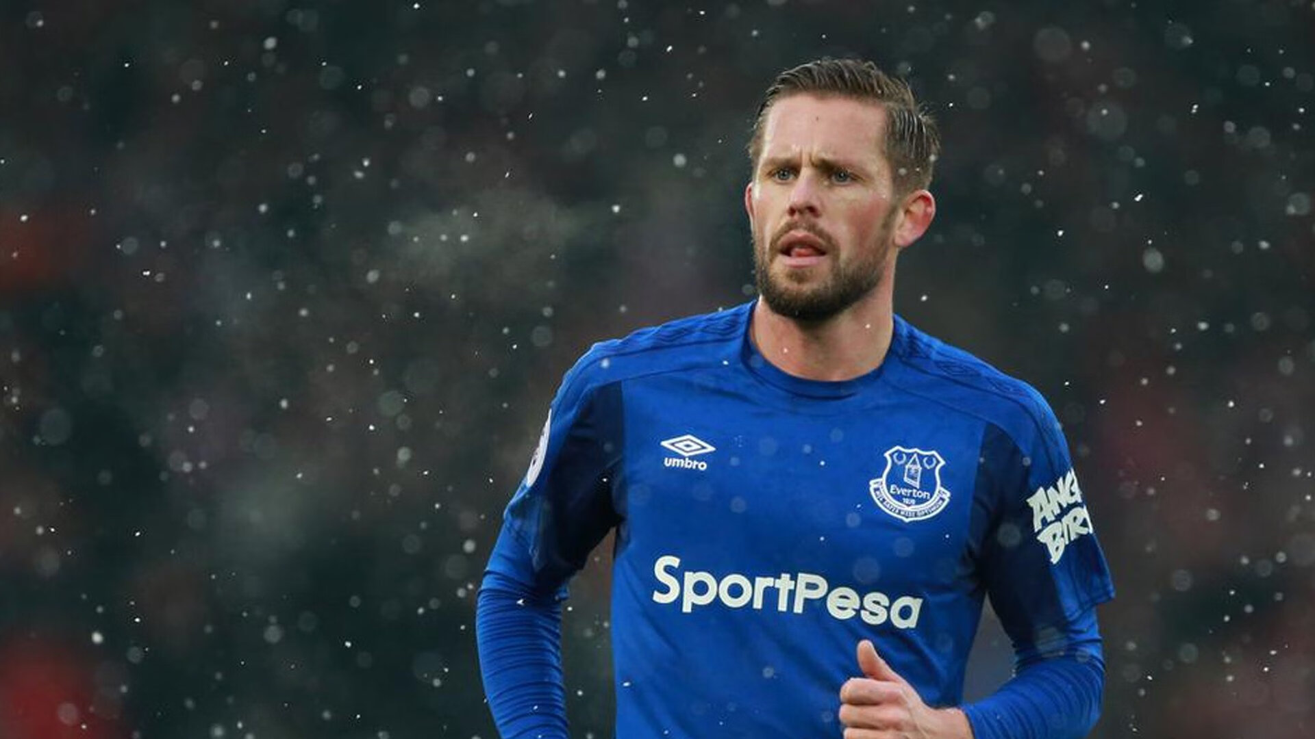 雄鹿压制国王，哈利伯顿关键节点连续得分改写战局